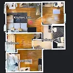 Bright 3-bedroom Near Center Apartmán