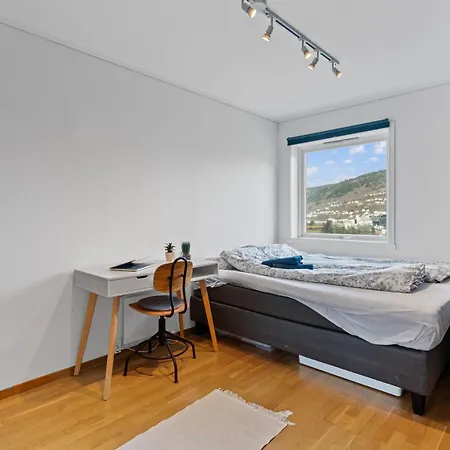 Apartman Bright 3-bedroom Near Center Bergen